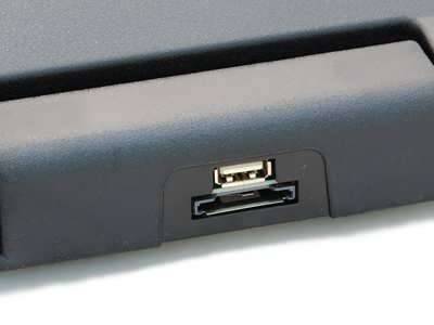 Потолочный монитор 22" AVIS AVS2220MPP (черный) со встроенным медиаплеером